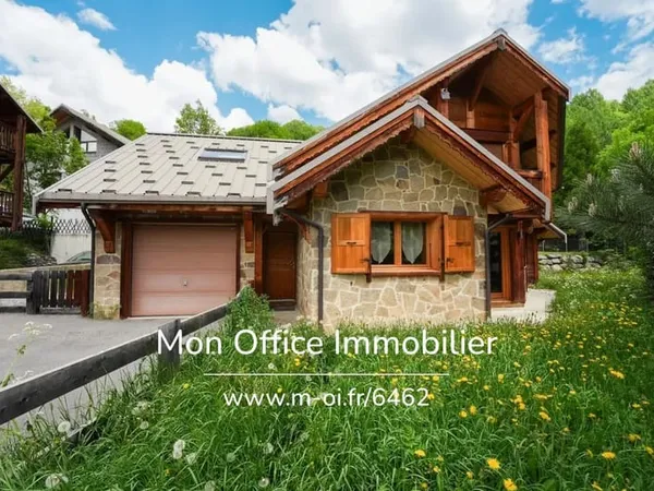 Référence : 7314-MBE - Chalet Lombard Type 5 avec Sauna/Jacuzzi + Garage