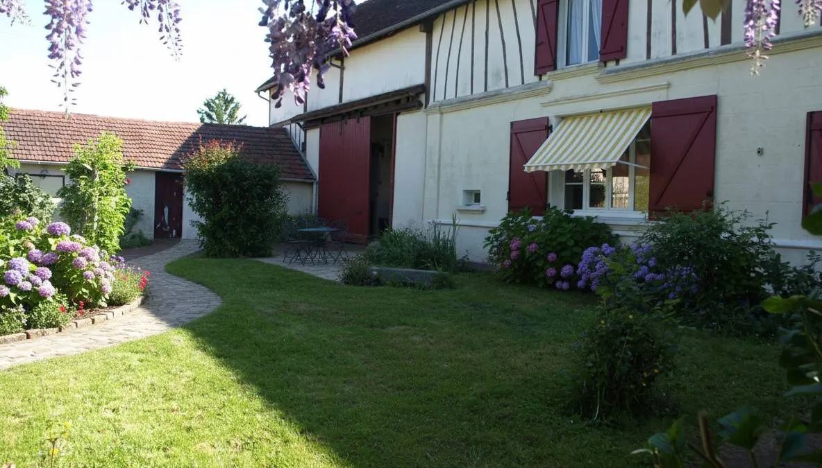 Photo 2