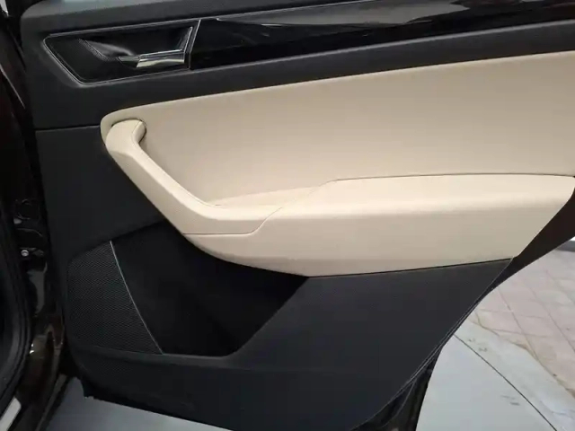 Skoda Kodiaq 2.0 tdi 150 scr dsg7 4x4 5pl — photo 24