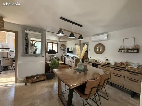 Maison T3 de 61 M² de plain pied en 4 faces sur une parcelle de 231 M² à 900 M des plages