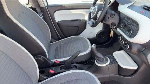 Renault Twingo 1.0 SCe 70 - Intens – 2015 – 41085 km – Essence – Boîte Manuelle — photo 11