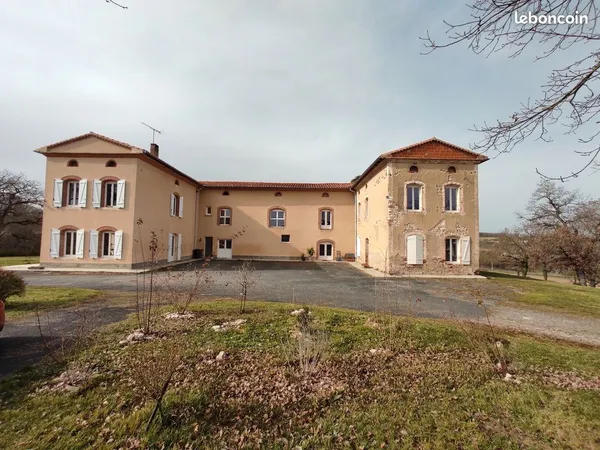 Maison 7 pièces 224 m2