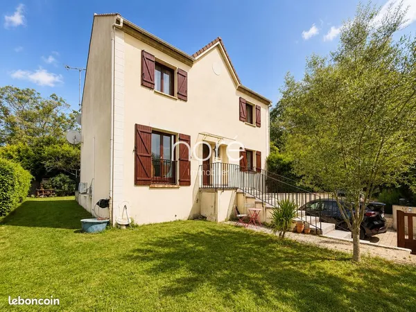 Maison 7 pièces 200 m²