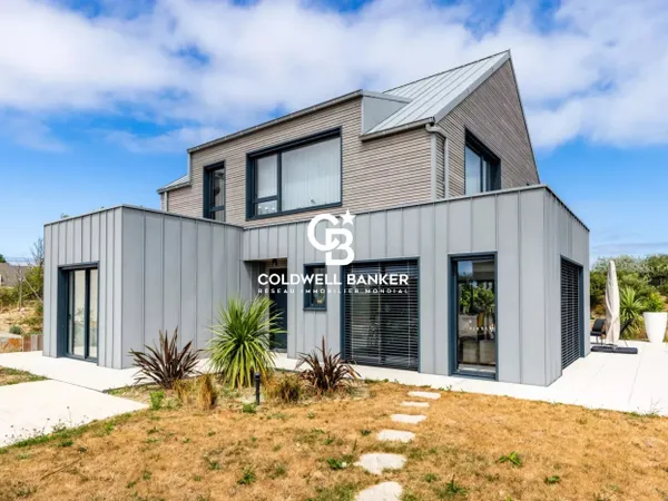 BAT SUR MER MAISON CONTEMPORAINE FACE MER
