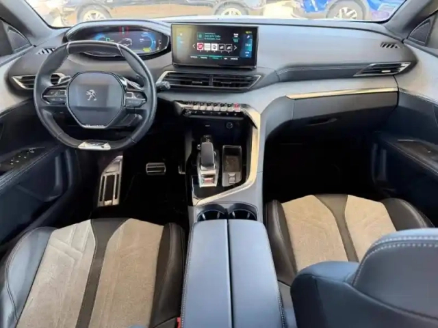 Peugeot 3008 plug-in hybrid 225ch gt e-eat8 — photo 8