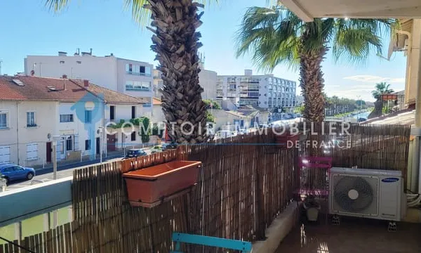 PALAVAS CENTRE - APPARTEMENT T2 CLIMATISE AVEC GRAND BALCON