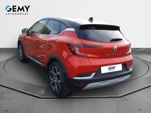 Renault Captur e-tech 145 - 21 — photo 7