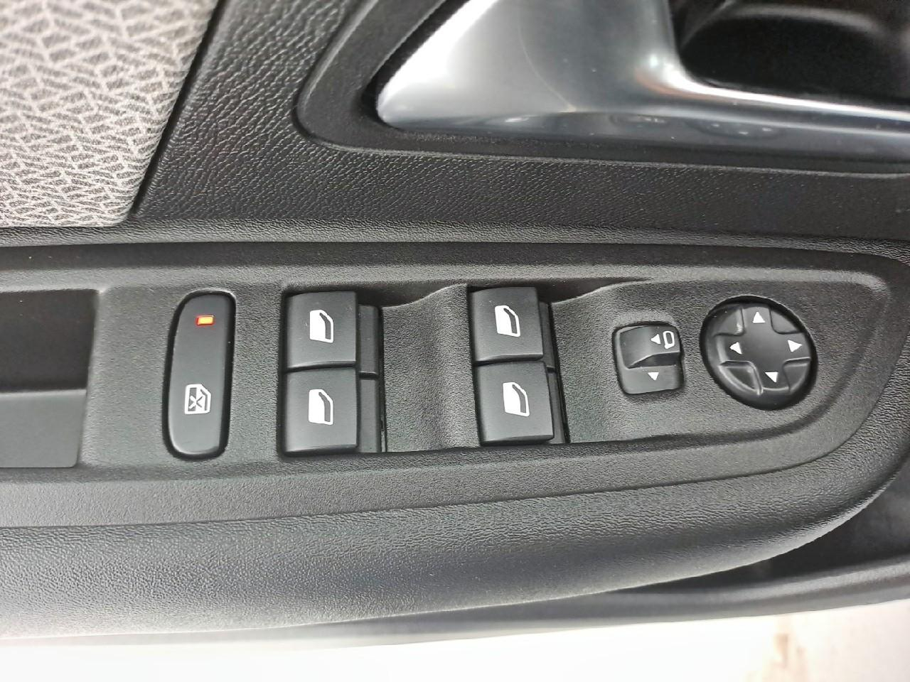 Citroën C4 puretech 130 eat8 max — photo 26