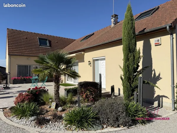 Maison 7 pièces 180 m²