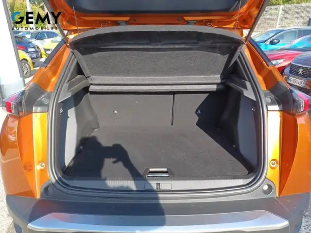 Peugeot 2008 puretech 130 s&amp;s bvm6 — photo 6