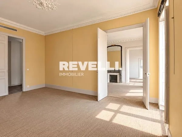 Signature Delanglade - Appartement T4/5 de 213m2 - 13006 Palais de Justice