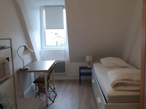 Loue chambre indépendante 15m² chez particulier