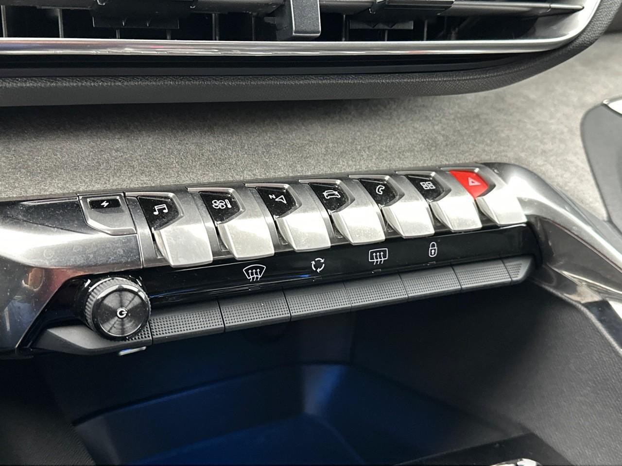Peugeot 3008 hybrid 225 e-eat8 gt — photo 27