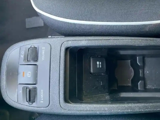 Fiat 500 e 118ch pack confort my23 — photo 8