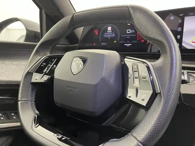 Peugeot 3008 hybrid 136 e-dcs6 — photo 61