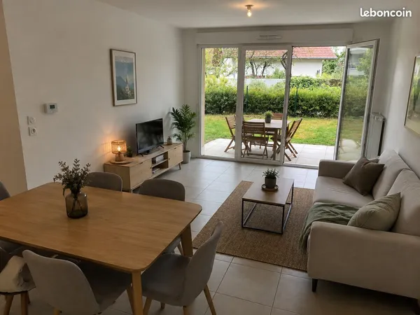 T3 récent en rez-de-jardin avec jardin privatif de 68 m² et 2 stationnements