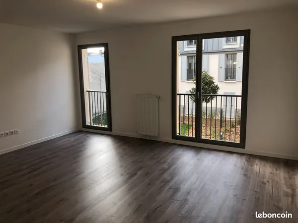 Grand Studio 42m2 Fontainebleau centre