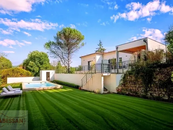 Villa 5 pièces 130 m²