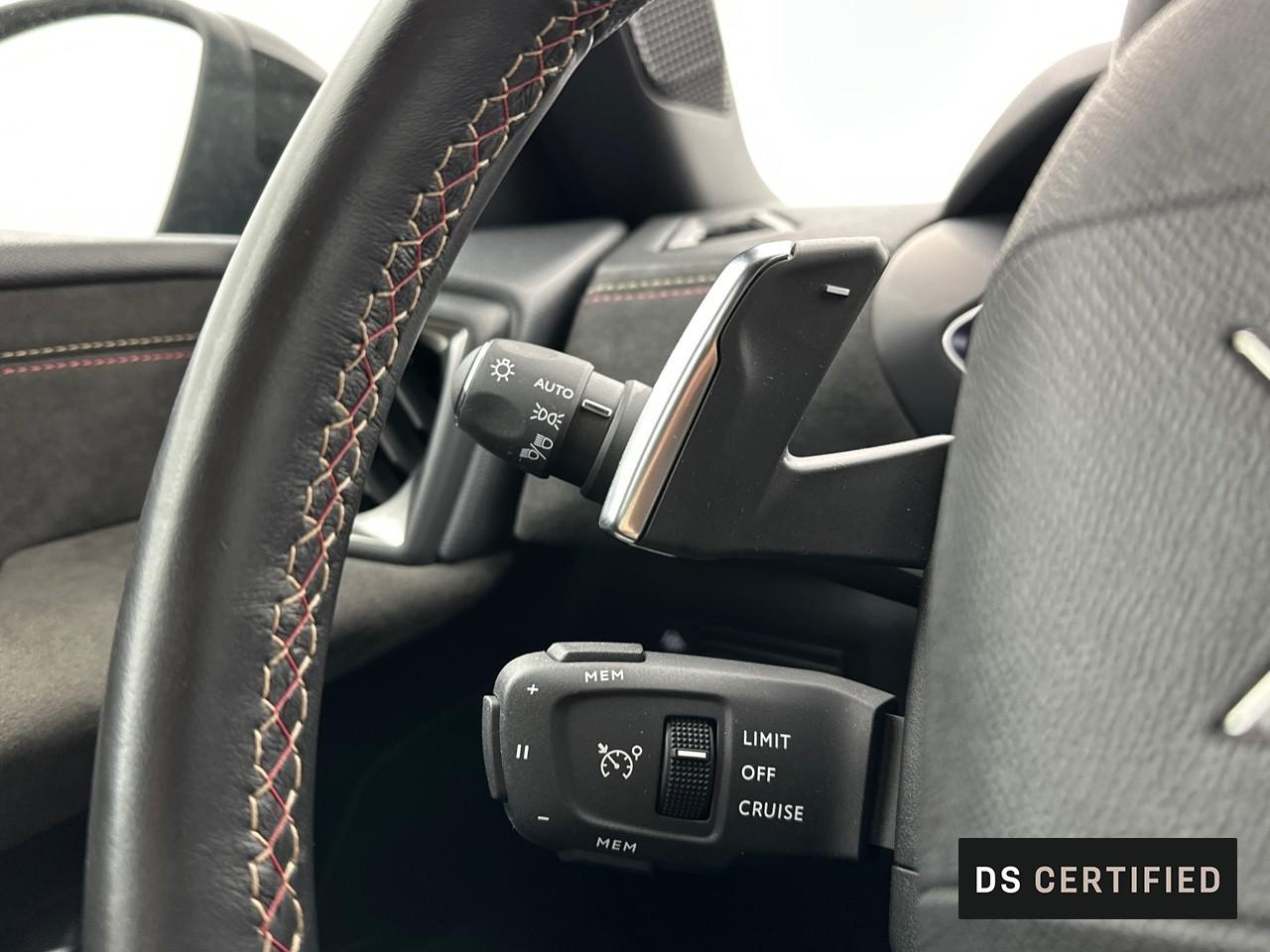 Ds Ds 3 crossback puretech 155 eat8 performance line+ — photo 20