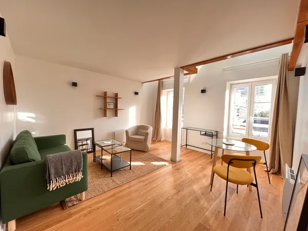 Loue appartement 2 pièces