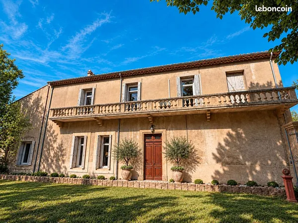 Propriété 11 pièces 364 m²