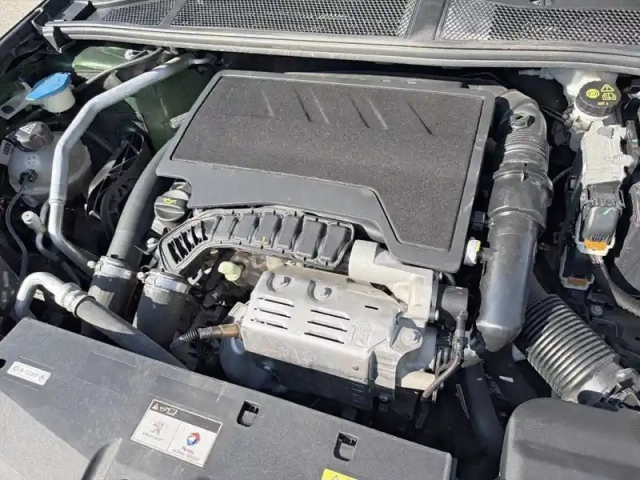 Peugeot 308 puretech 130ch s&amp;s eat8 — photo 10
