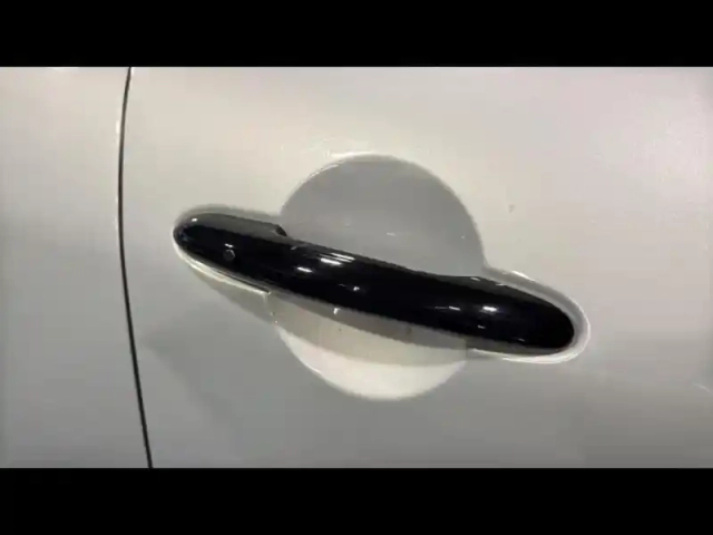 Mini Mini 5 portes cooper 136ch edition premium plus bva7 — photo 8