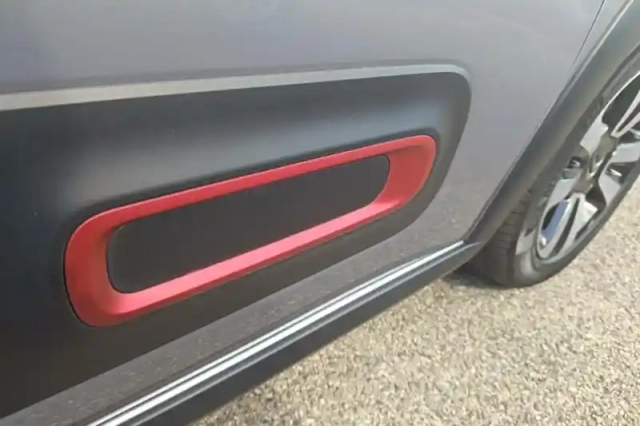 Citroën C3 puretech 110 s&amp;s bvm6 — photo 32