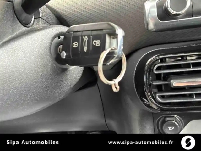 Citroën C4 cactus puretech 110 s&amp;s — photo 15