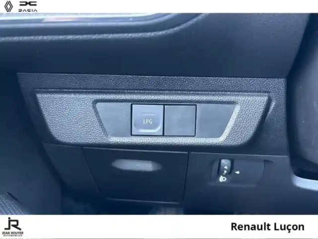 Dacia Sandero 1.0 eco-g 100ch stepway essential — photo 30