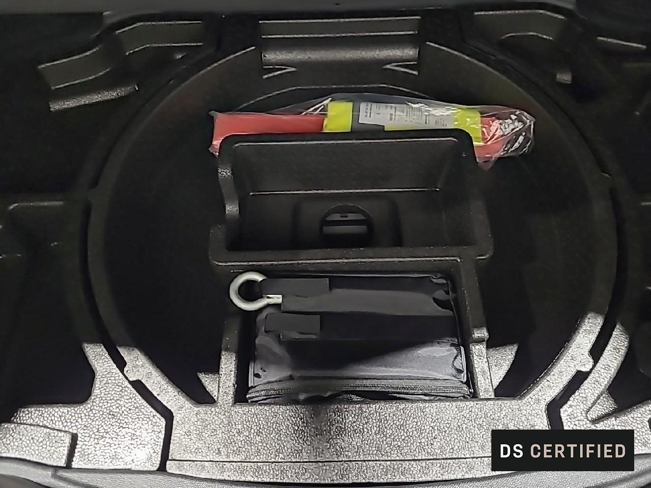 Ds Ds 4 bluehdi 130 eat8 etoile - alcantara — photo 17