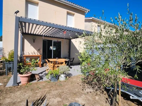 Vend maison mitoyenne