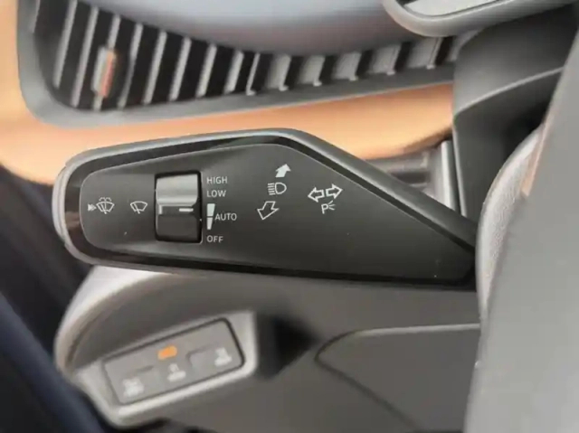 Cupra Tavascan 286ch 77 kwh v — photo 15