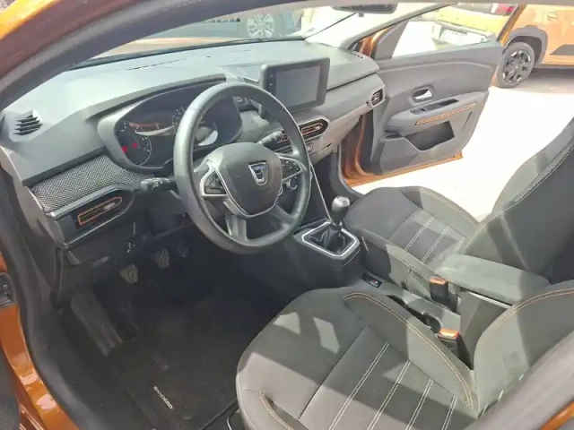 Dacia Sandero tce 90 - 22 — photo 11