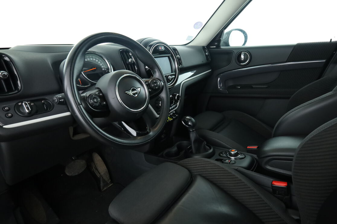 MINI Countryman Cooper SE ALL4 Hybrid BVA6 — photo 10