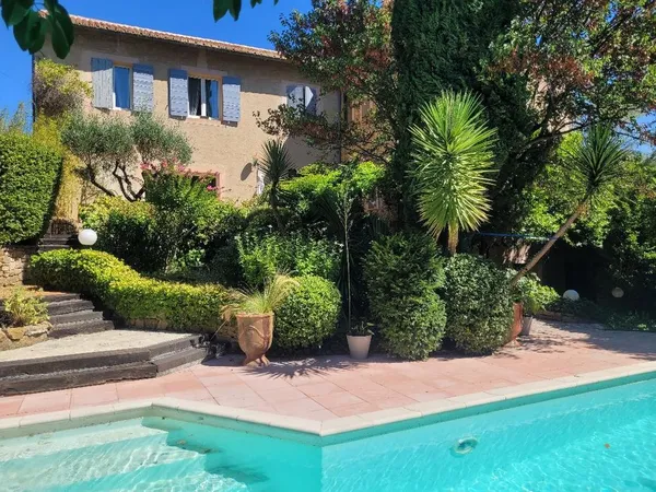 Maison de luxe 9 pièces 311 m²