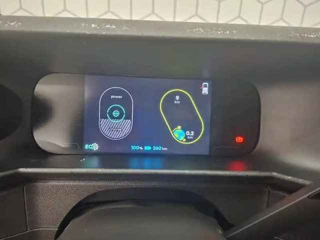 Renault Twingo e-tech electrique 80 ch autonomie urbaine — photo 24