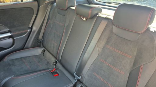 Mercedes Classe GLA 200 d 150 8G-DCT - AMG Line – 2023 – 63529 km – Diesel – Boîte Automatique — photo 63