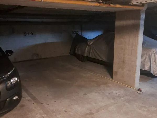 Location parking - Saint-Denis gare