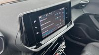 Peugeot 2008 1.2 PureTech 130ch S&S Allure EAT8 — photo 13