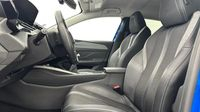 Peugeot 308 Nouvelle 308 Berline Allure Pack PureTech 130 S&S — photo 9