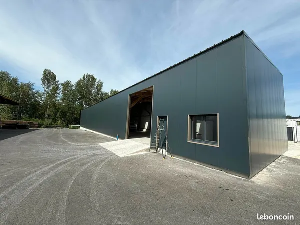 LOCAL D'ACTIVITE 500 m² DONZENAC