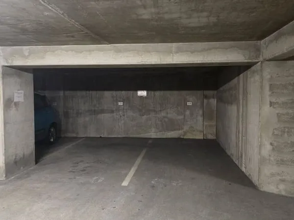 Parking 10 m²