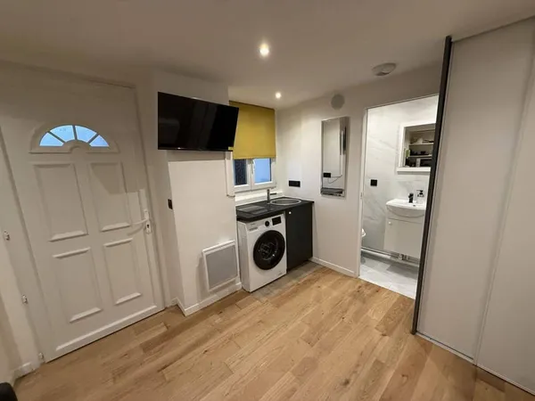 Studio 1 pièce 15 m²