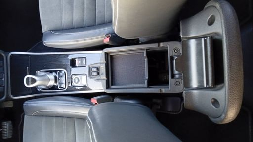 Mitsubishi Outlander 2.0 MIVEC 163 Plug in Hybrid 4WD BVA - Energy Zen – 2017 – 127347 km – Hybride rechargeable – Boîte Automatique — photo 9