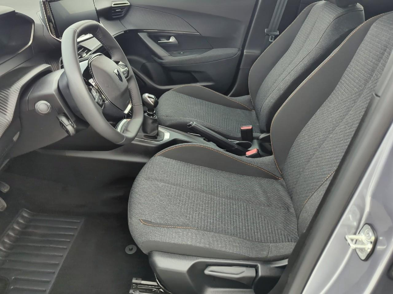 Peugeot 2008 100 s&s bvm6 style — photo 9