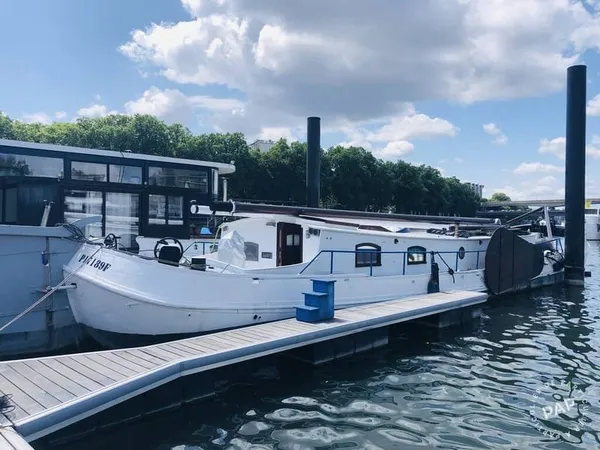 Péniche 55 m²