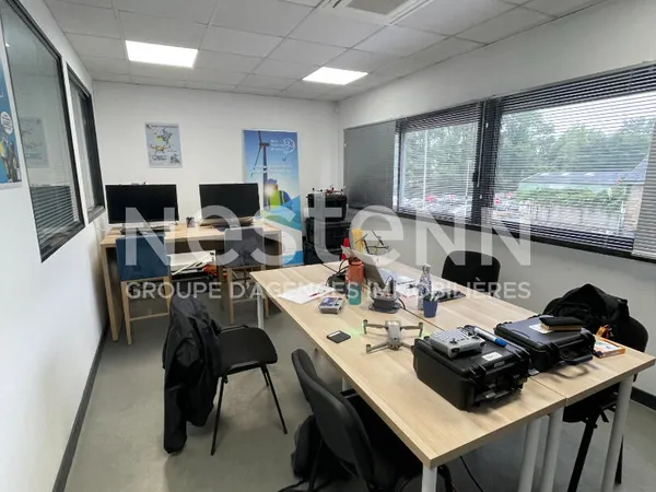 A louer Bureaux Vannes est - accès facile RN 165 - superficie de 50 m²