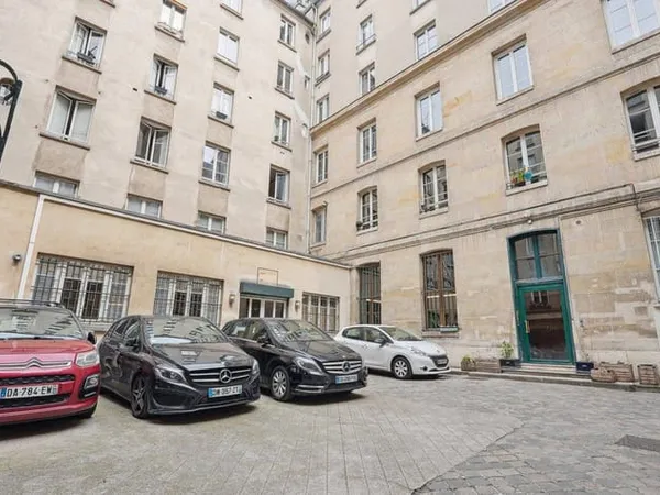 Bureaux 220 m²