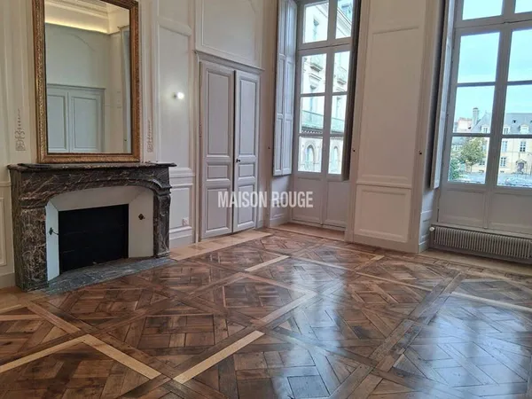 Appartement 7 pièces 186 m²